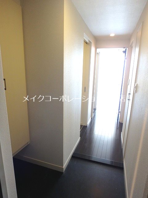 ラクレイス西新レジデンシャルタワー 玄関