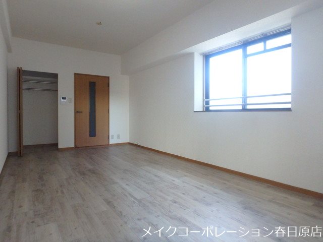アネモス春日原 リビング