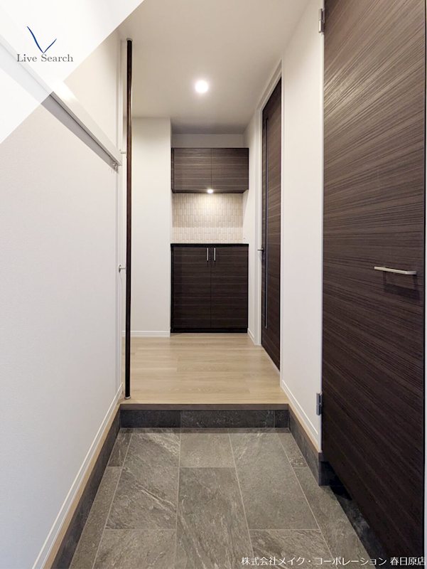 クオリティメゾン 玄関