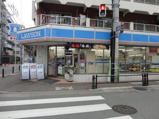 CLUB赤坂レジデンス コンビニ