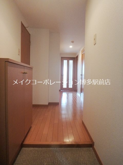 マジェスティ平尾   玄関