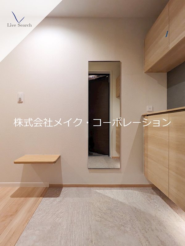 シャーメゾンステージ松山 玄関