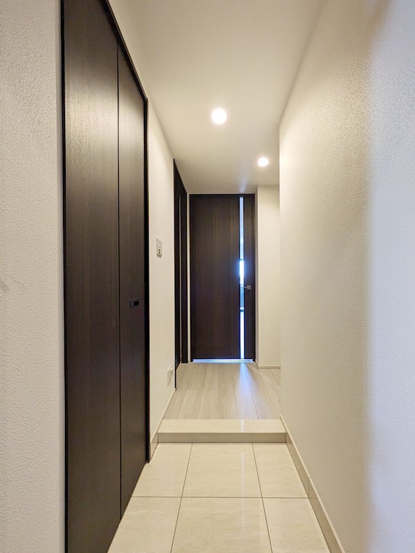 オープンレジデンシア博多空港通り 玄関