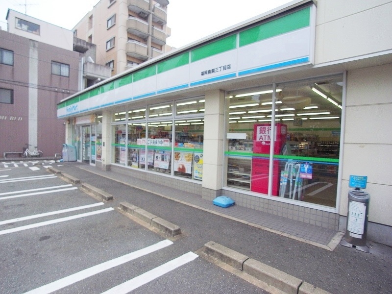 シャーメゾン鳥飼  コンビニ