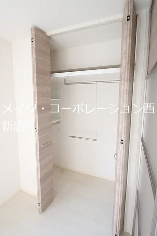 コンフォール西新 収納