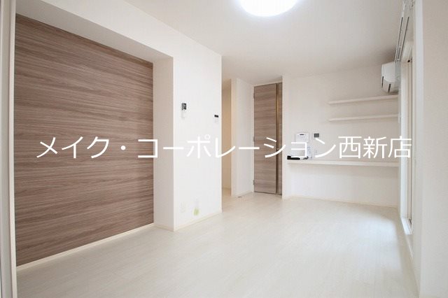 コンフォール西新 リビング