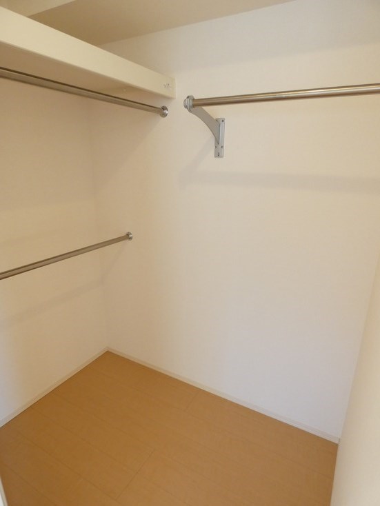 写真は同型タイプ クリスコーラ その他4