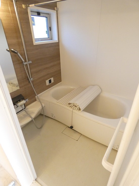 写真は同型タイプ クリスコーラ 風呂画像