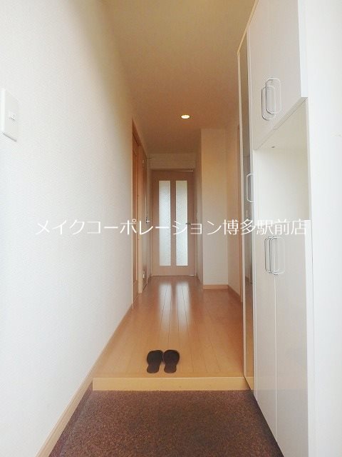 エクセルシオ平和 玄関