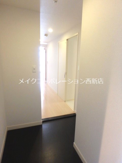 玄関 ラクレイス西新レジデンシャルタワー 玄関