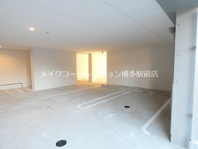 LIBTH竹下 駐車場