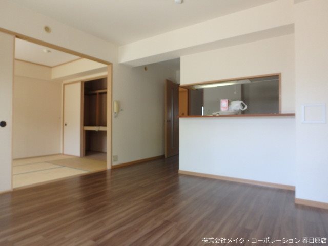 サントラップアベニュー リビング