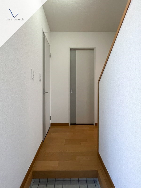 クローバーハイツ 玄関