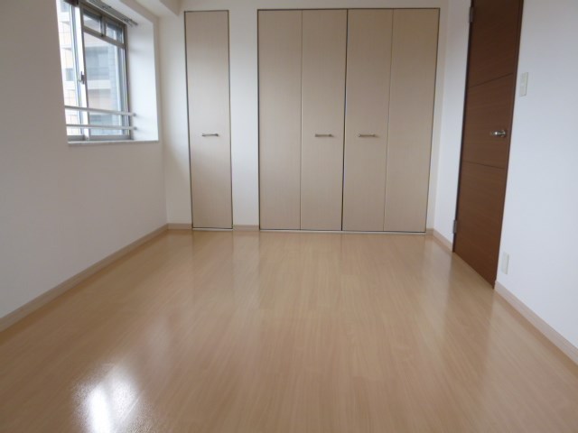 レジデンス御笠川 ベッドルーム