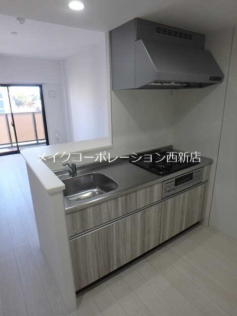 ヴィッラ アプリーレ西新南 キッチン