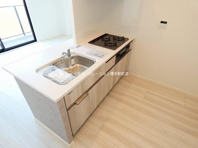 エンクレスト博多駅南FIT キッチン