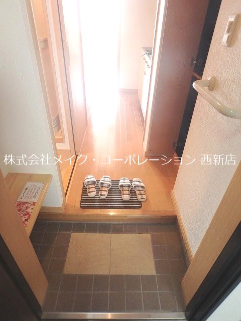 玄関 シャローム室見 玄関