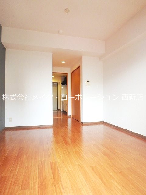 ベッドルーム アンリシール ベッドルーム