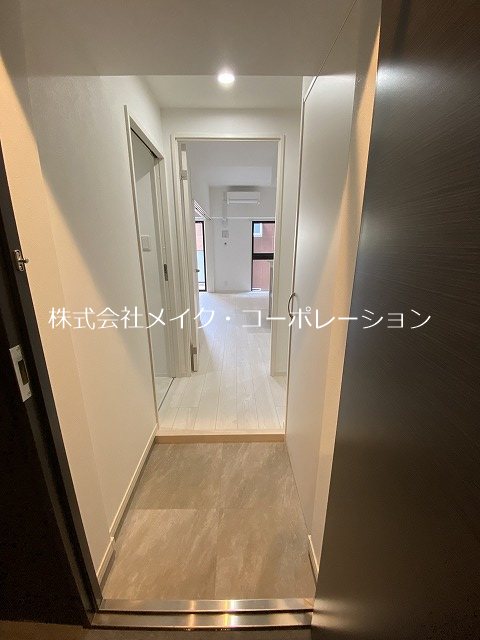 CREST西新 玄関