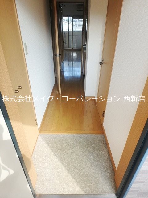 オルレアン友泉亭 玄関