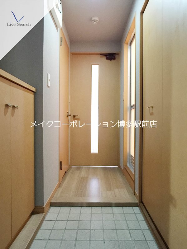 玄関 クロスステージ博多駅前 玄関