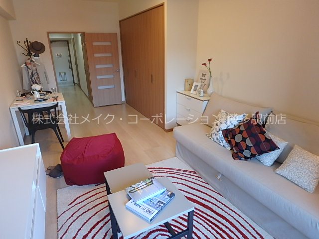 ロイヤルコンフォート渡辺通 ベッドルーム