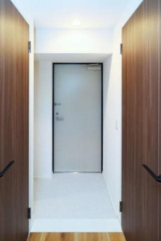 アスミール野芥 玄関