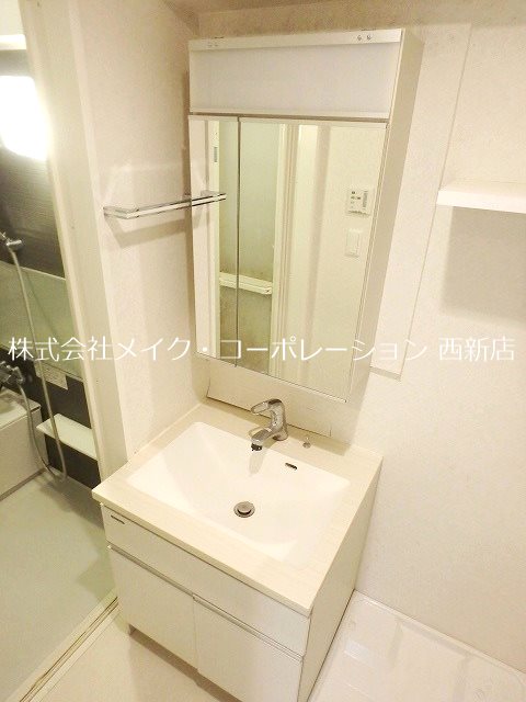 洗面所 ネストピア西新~ネット無料~ その他13