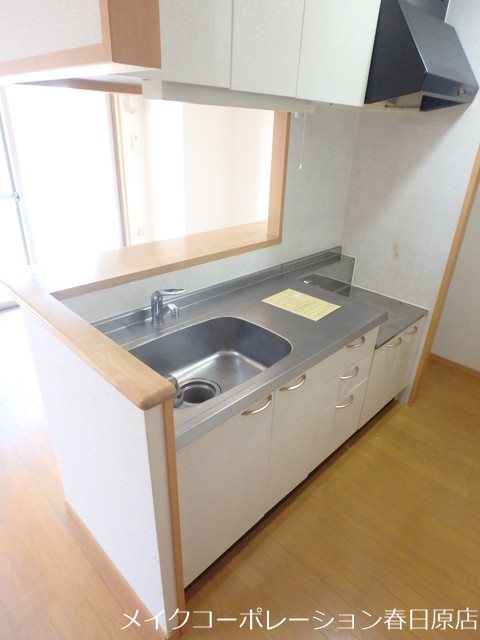 写真は同型タイプ グランパ藤永田 キッチン