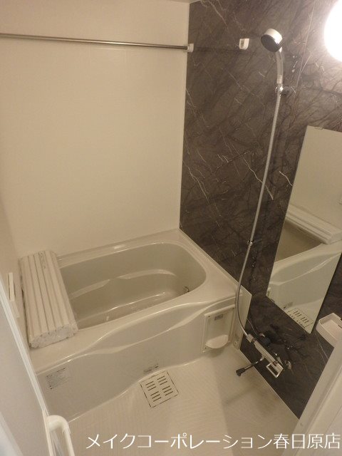 写真は同型タイプ LIFEFIELD銀天町 風呂画像