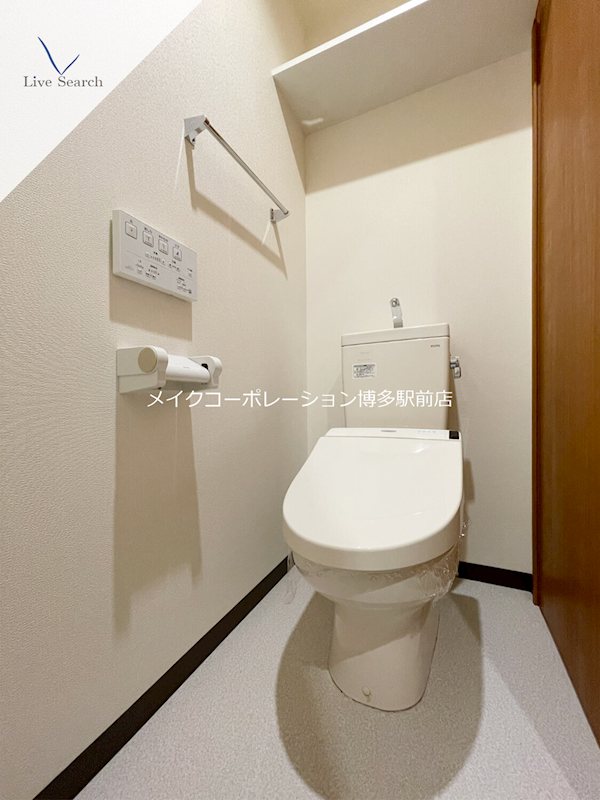 ADONIS COURT その他2