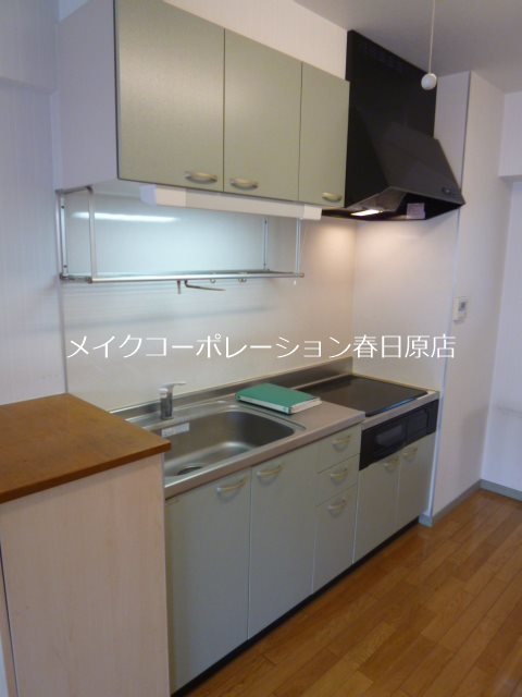 コンフォルテ・ヴォレ春日 キッチン