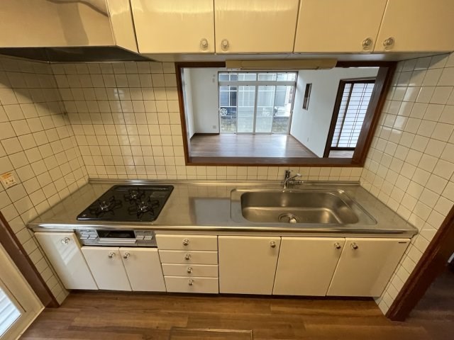 春日2丁目戸建 キッチン