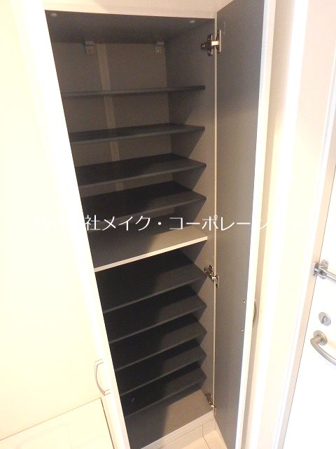 玄関 パグーロ西新南 その他8