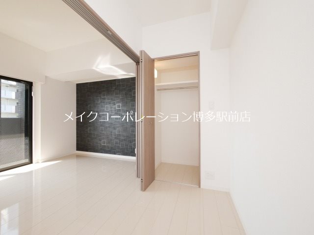 ヴィラージュ県庁前参番館 ベッドルーム