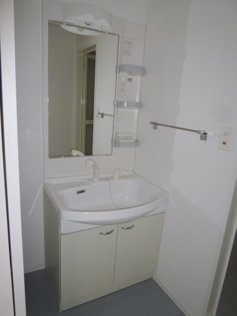 写真は同型タイプ 光第1ビル その他3