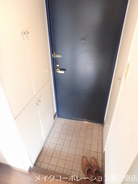ドミ・エスポワール博多南 玄関
