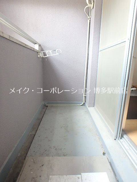 エルビス警固 ベランダ