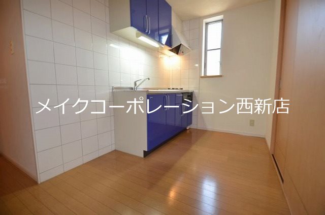 クレイドル藤崎 リビング