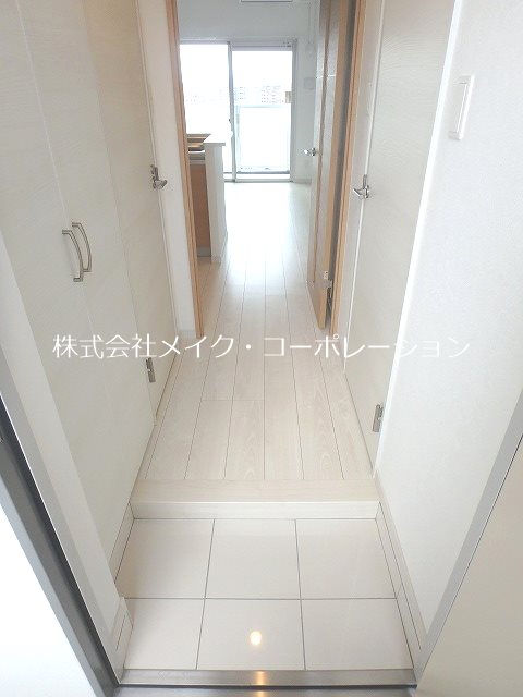 パグーロ西新南 玄関