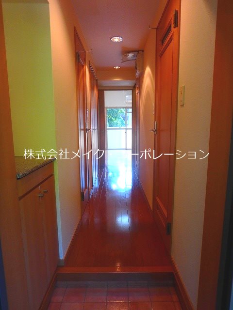 ベルアンジュ愛宕 玄関