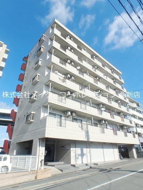 ロイヤルパレス片江 外観