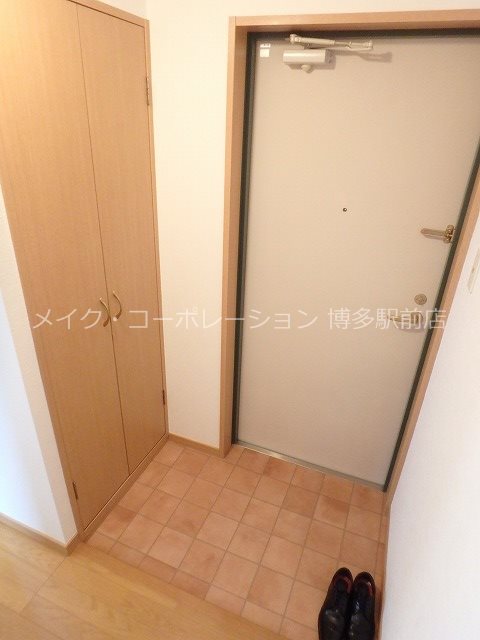 ヴォーヌンク祇園 玄関