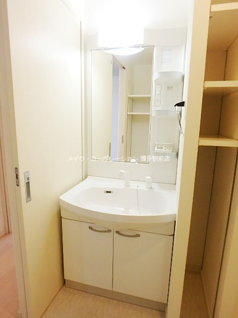 洗面所 ラクレイス西新レジデンシャルタワー その他3