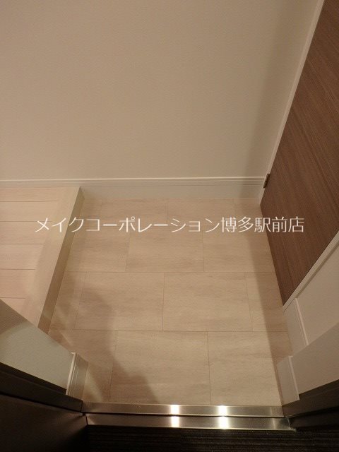 RJRプレシア吉塚駅前 玄関
