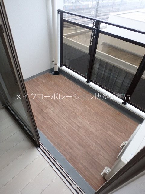 RJRプレシア吉塚駅前 ベランダ