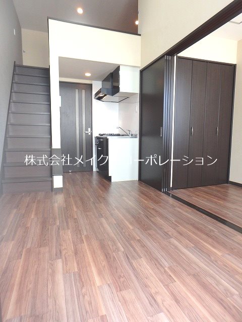 ビータス賀茂弐番館～ネット無料～ リビング