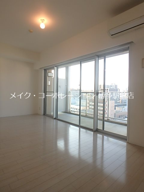 ナビールコート薬院 リビング