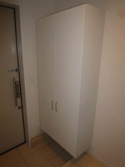 ベレオ南福岡プレミール 玄関