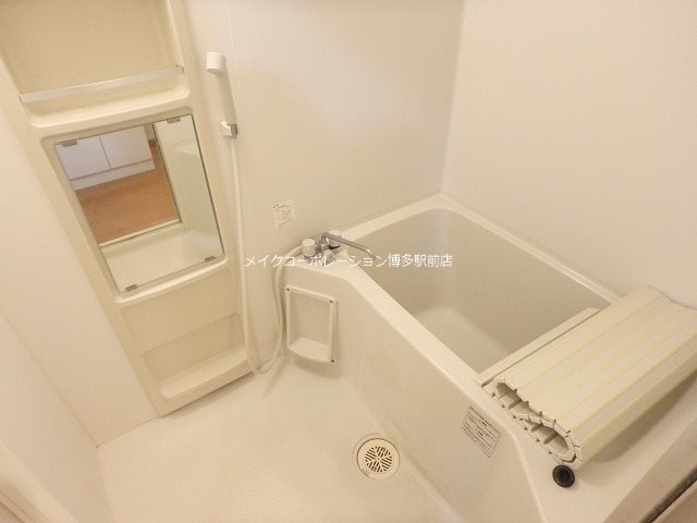 同物件別部屋引用・現状優先です。 ピュアドーム博多エッセンシア 風呂画像